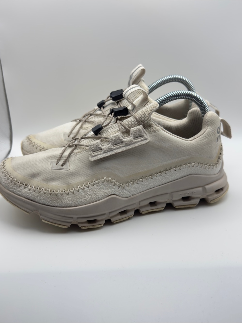 On Running Women's cloudaway Athletic Shoe - Neutral Beige